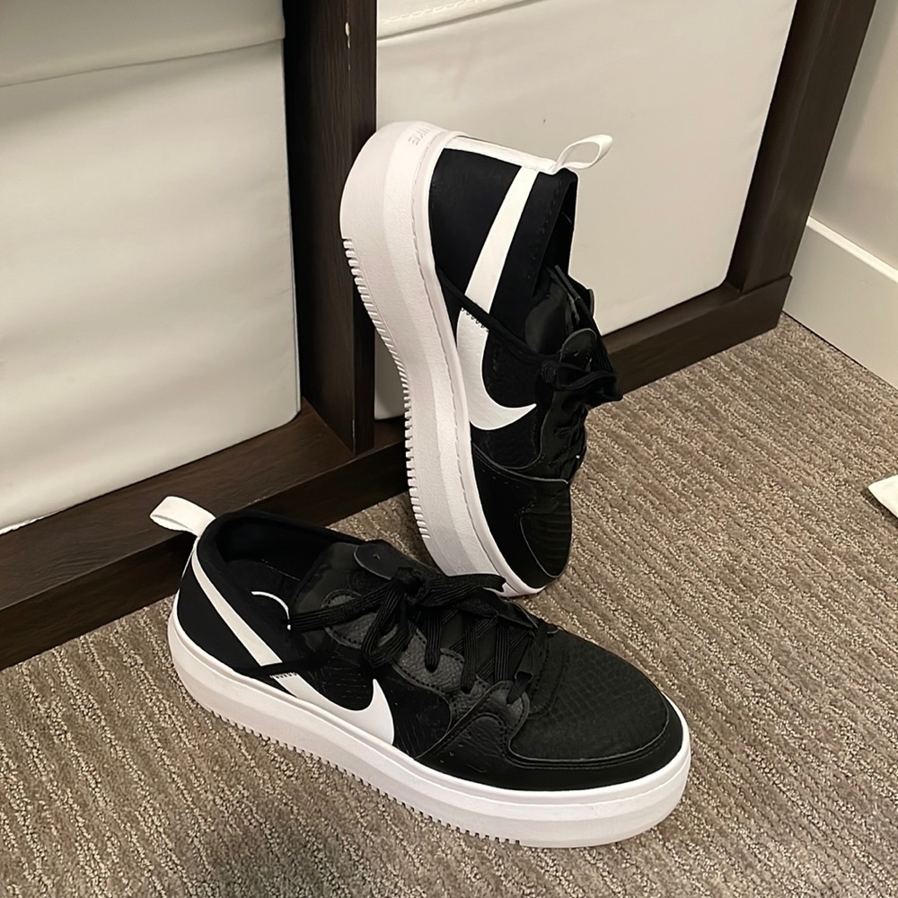 Nike platform sneakers, cute mesh sides